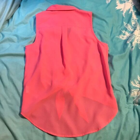 Pink Sleeveless Button Shirt Junior’s Small - Picture 5 of 8
